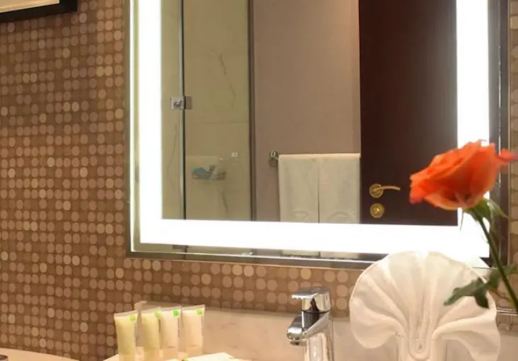 AL MARWA RAYHAAN BY ROTANA